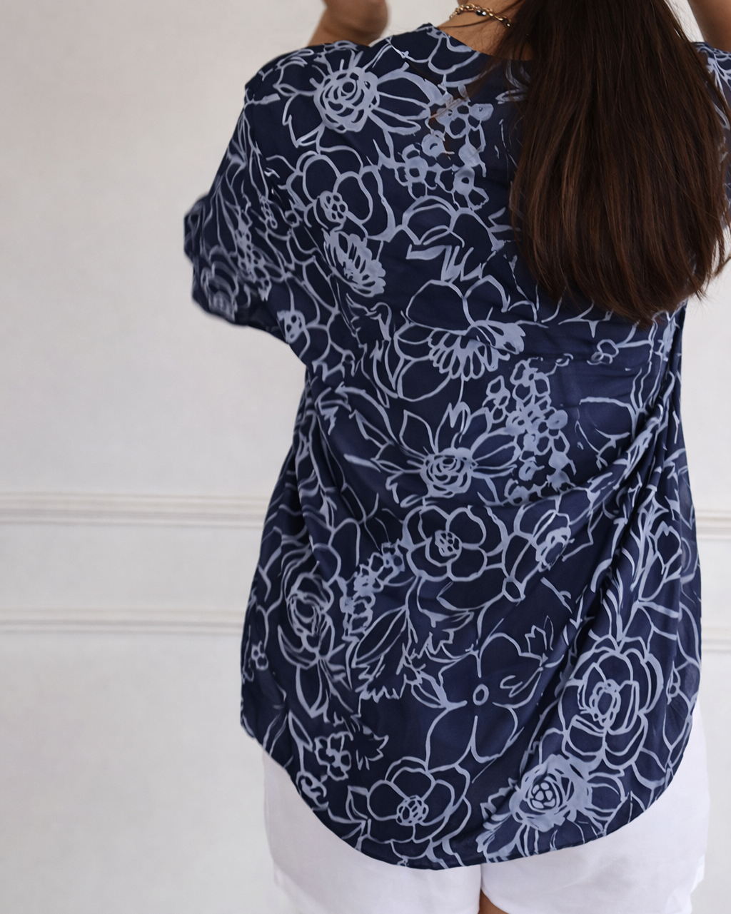 Elora™ | Elegant Blouse with Pocket - Maison Léa &amp; Lou