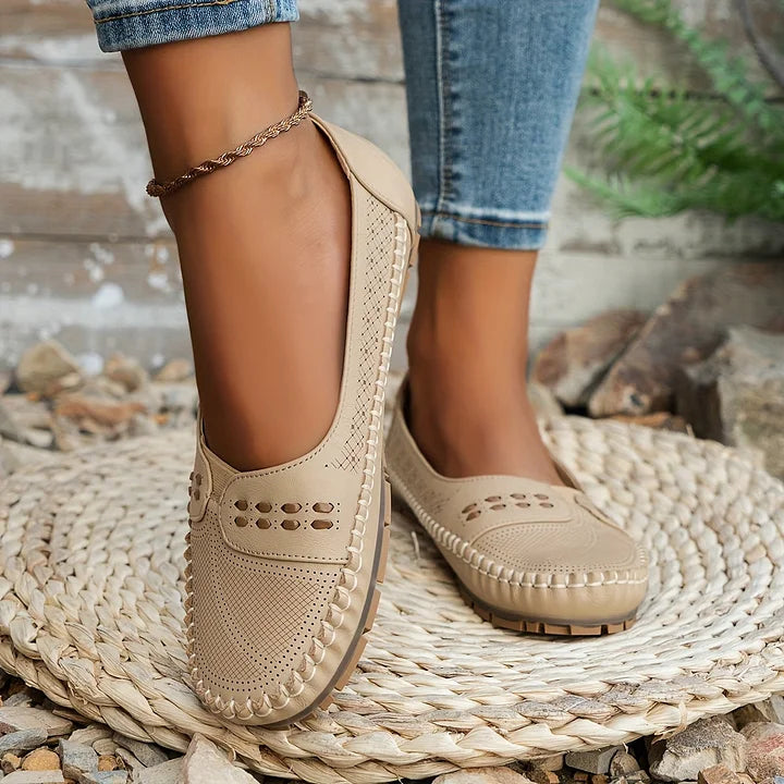AINA™ - Everyday Ease Ortho Slides - Maison Léa & Lou
