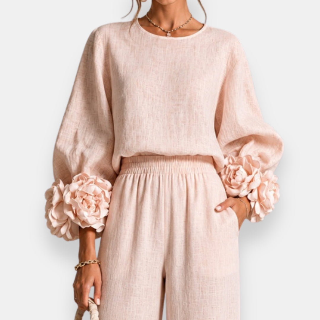 Penelope | Floral Appliqué Two-Piece Set - Maison Léa & Lou