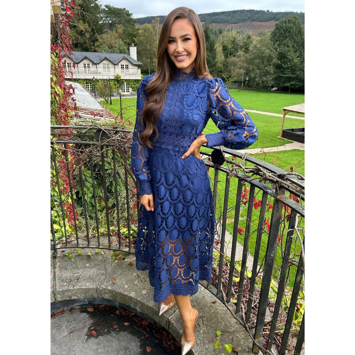 NOA™ – Delicate Lace Midi Dress - Maison Léa &amp; Lou