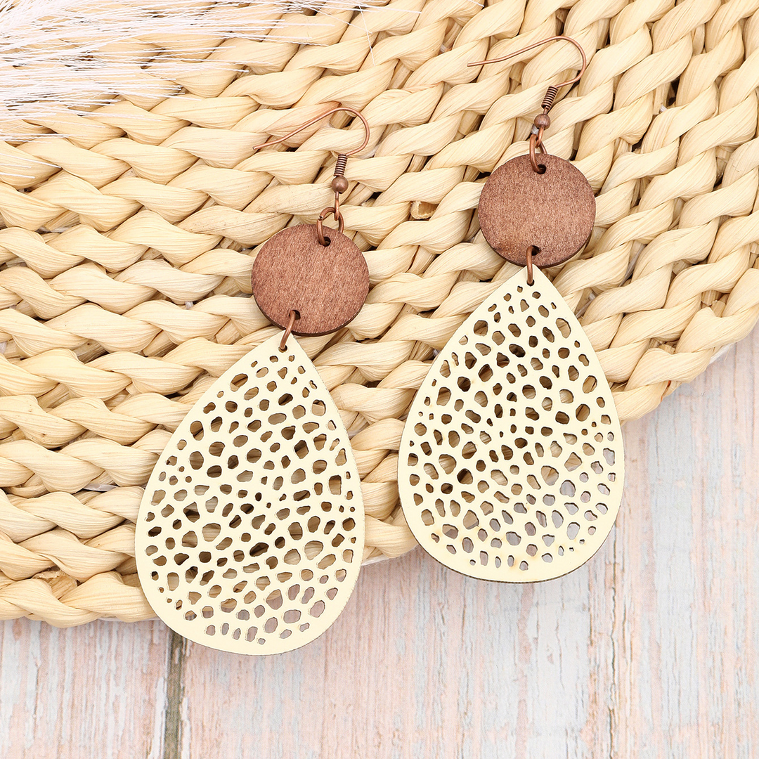 Beatryce | Vintage-Inspired Filigree Drop Earrings - Maison Léa &amp; Lou