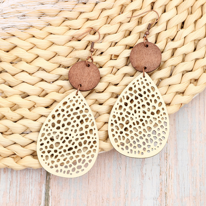 Beatryce | Vintage-Inspired Filigree Drop Earrings - Maison Léa &amp; Lou