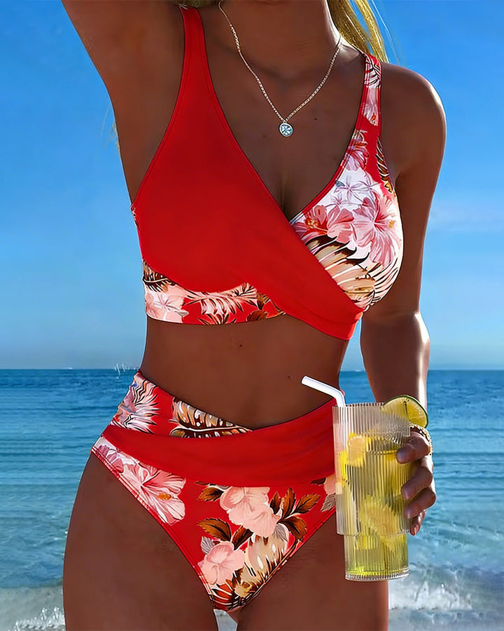 Jolina™ | Floral Contrast Split Bikini - Maison Léa &amp; Lou