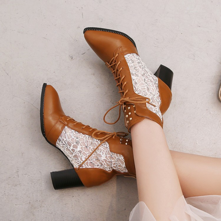 Patricia | Refined Lace-Up Heeled Boots - Maison Léa &amp; Lou