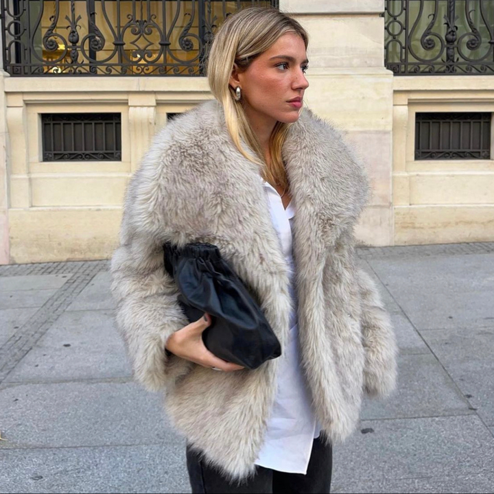 Ella | Luxury Faux Fur Coat - Maison Léa &amp; Lou
