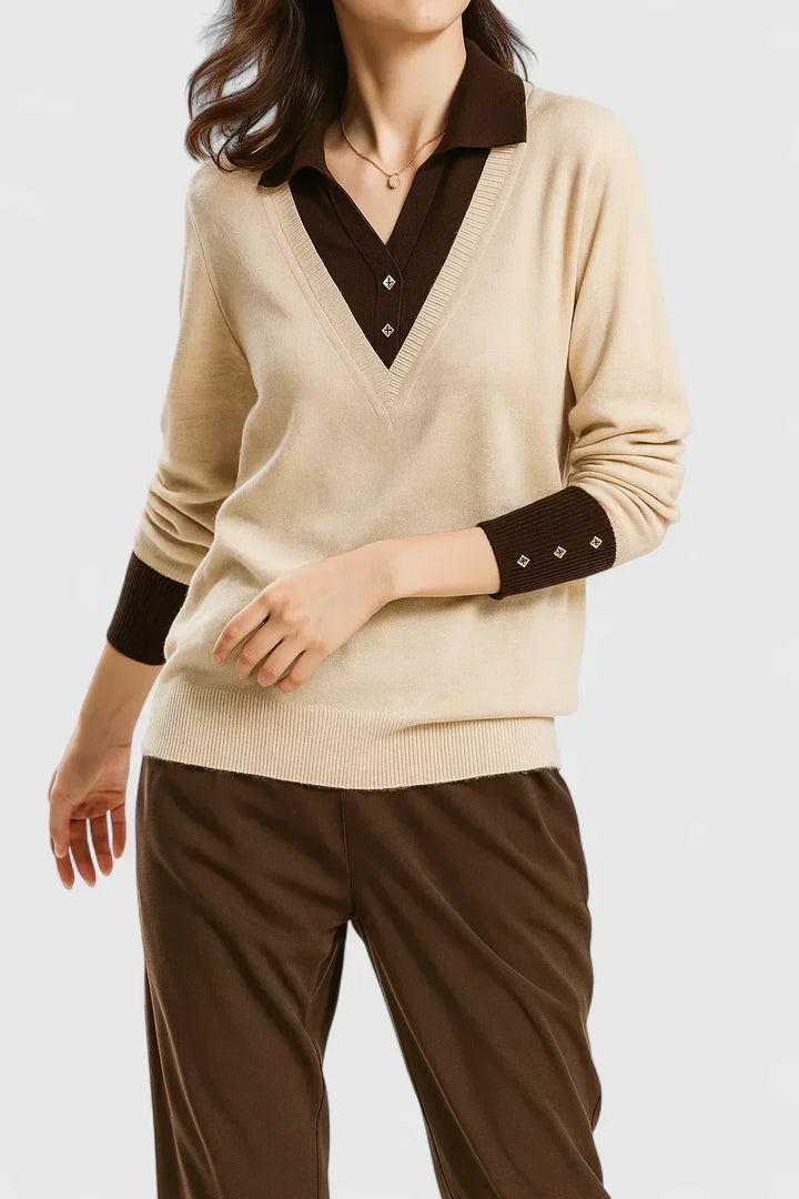 Pauline | Collared V-Neck Sweater - Maison Léa &amp; Lou