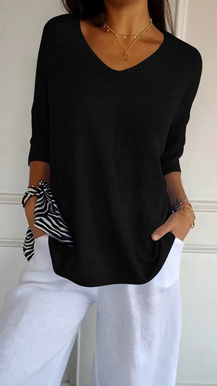 Lauren™ | Casual V-Neck Top - Maison Léa &amp; Lou