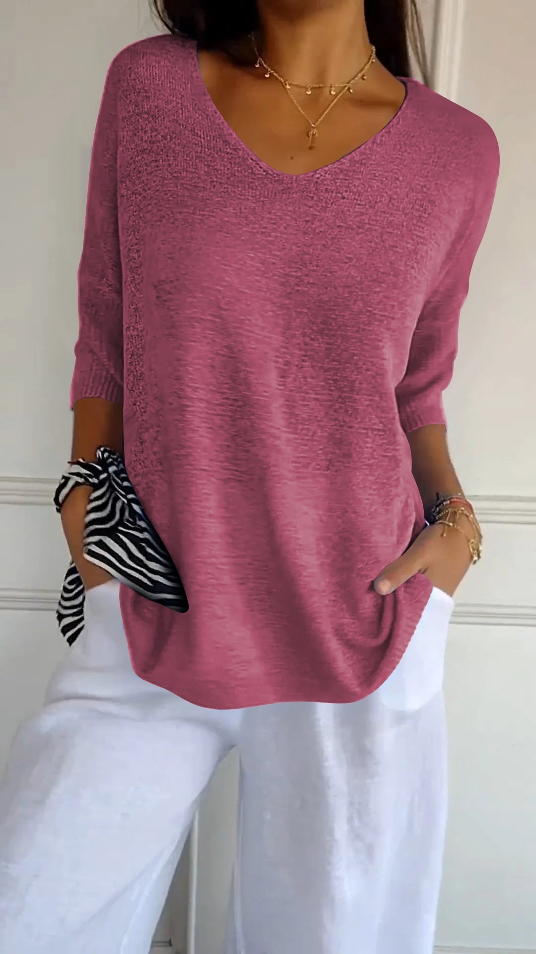 Lauren™ | Casual V-Neck Top - Maison Léa &amp; Lou