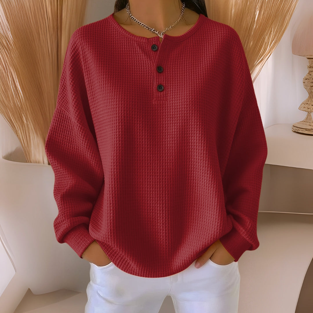 Bernadette | Relaxed Button-Neck Top - Maison Léa &amp; Lou