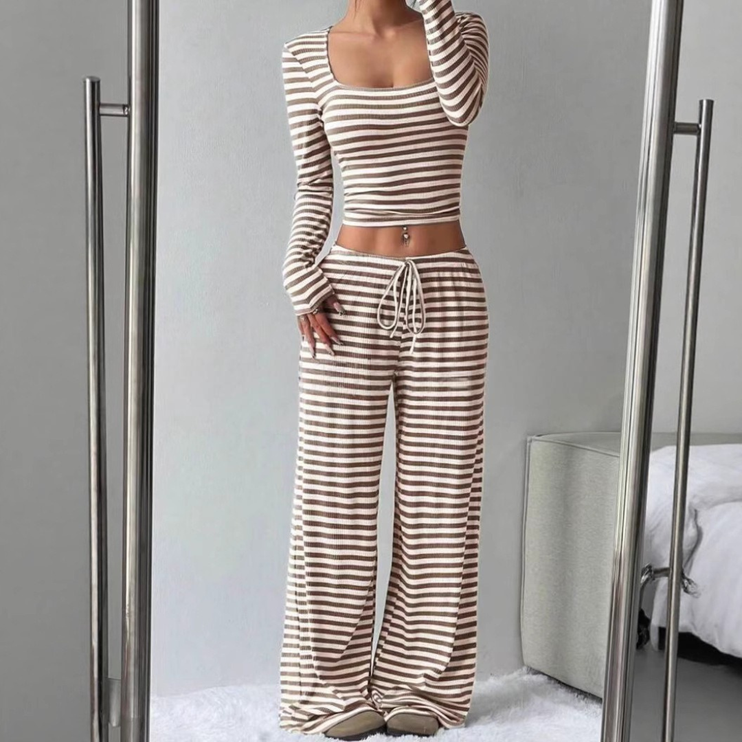 PAMAYPAY™ - Relaxed  Fit Crop Top and Pant Lounge Co-ord - Maison Léa &amp; Lou