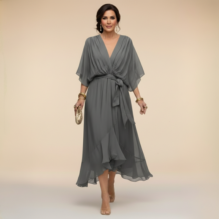 Bella - Flowing V-Neck Silhouette Dress - Maison Léa &amp; Lou