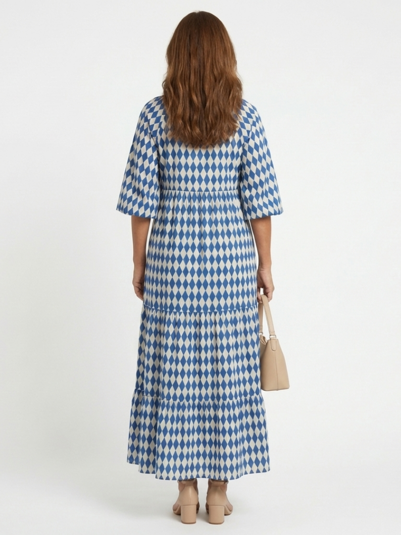 Elodie | Diamond Print Tiered Midi Dress - Maison Léa &amp; Lou