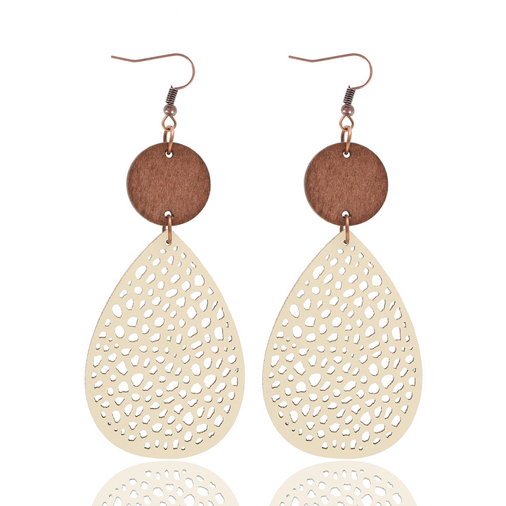 Beatryce | Vintage-Inspired Filigree Drop Earrings - Maison Léa &amp; Lou