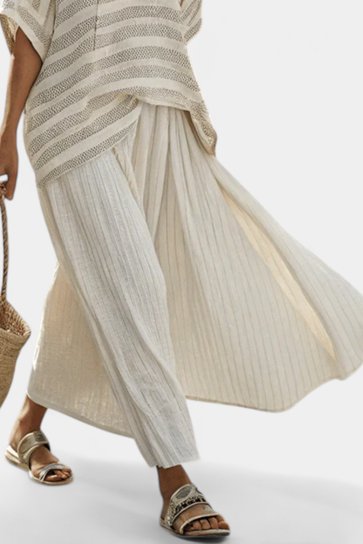 Westlyn | Comfortable Striped Bamboo Top &amp; Flowing Linen Pants - Maison Léa &amp; Lou