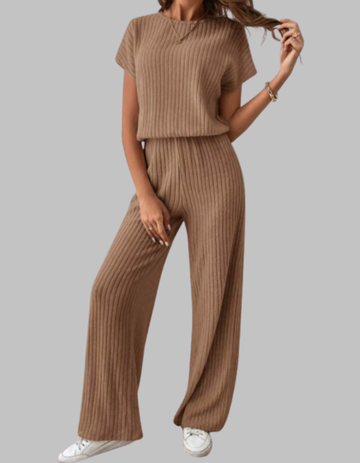 MAGGIE™ - Casual Short Sleeve Top and Pants Set