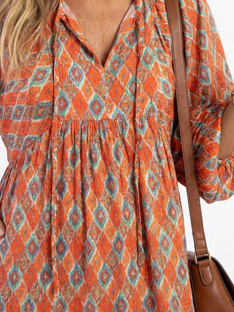 AMARA | GEOMETRIC PRINT V NECK TIERED MIDI DRESS - Maison Léa &amp; Lou
