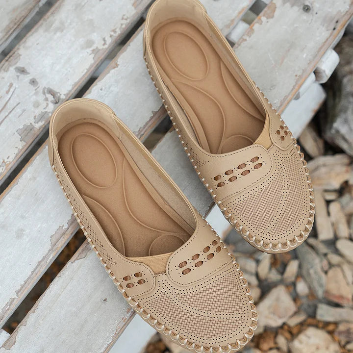 AINA™ - Everyday Ease Ortho Slides - Maison Léa & Lou