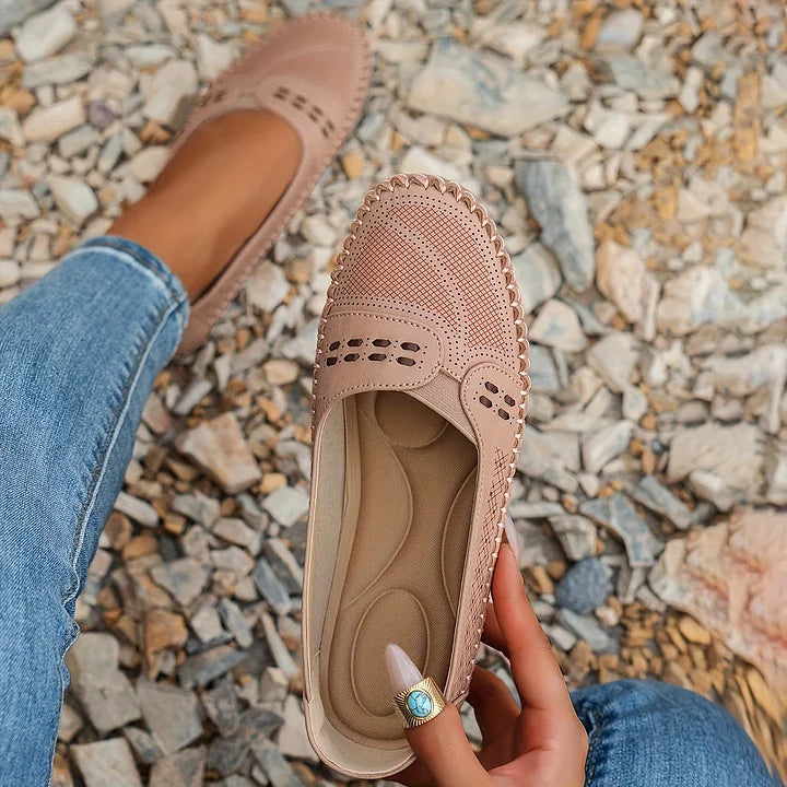 AINA™ - Everyday Ease Ortho Slides - Maison Léa & Lou