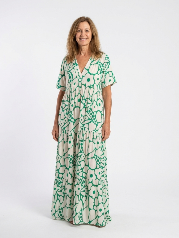 Zuleika | Short Sleeve V Neck Floral Midi Dress - Maison Léa &amp; Lou