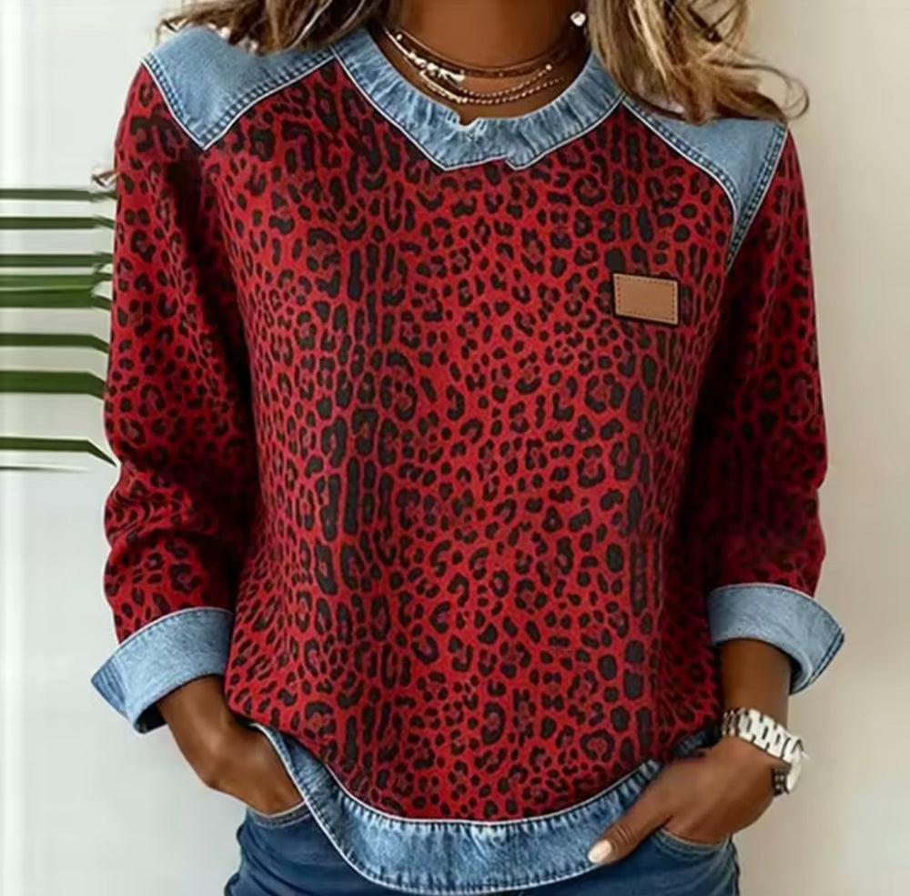 Livia™ | Printed Knit sweater with Denim Collar - Maison Léa & Lou