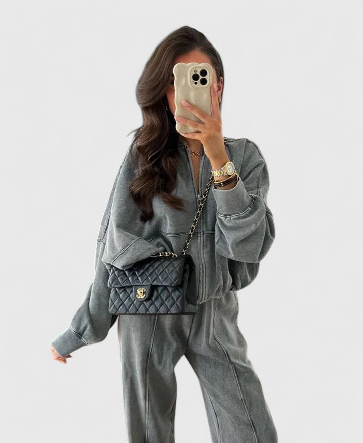 Suzanne | Relaxed Zip-Front Two-Piece Set - Maison Léa &amp; Lou