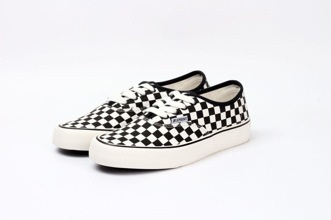 CLIONA™ - Classic Slip-On Checkered Uni-Sex Footwear - Maison Léa &amp; Lou