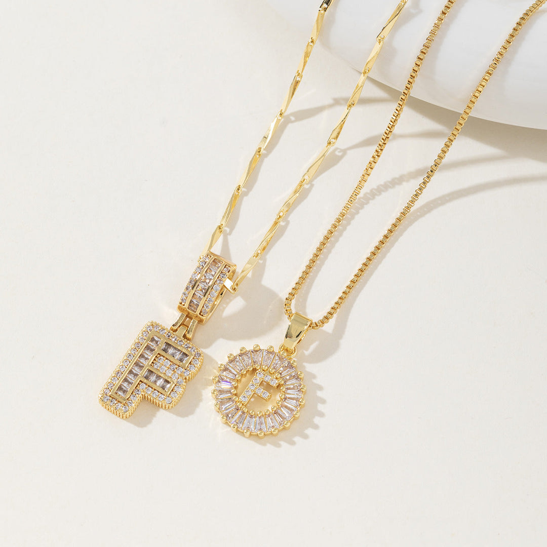 AISHA™ - Elegant 2-Pack Initial Letter Pendant Necklaces - Maison Léa &amp; Lou