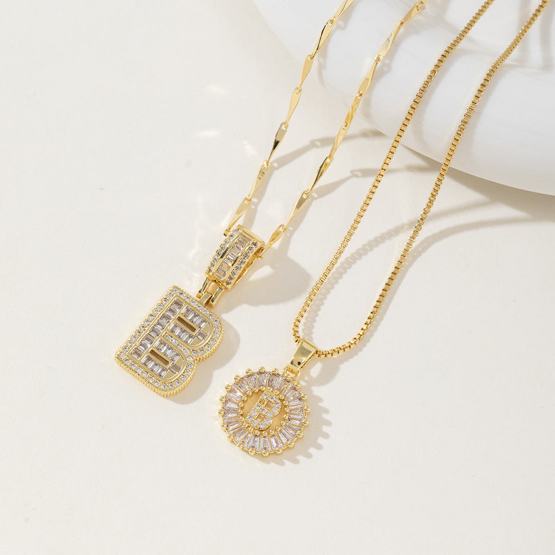 AISHA™ - Elegant 2-Pack Initial Letter Pendant Necklaces - Maison Léa &amp; Lou