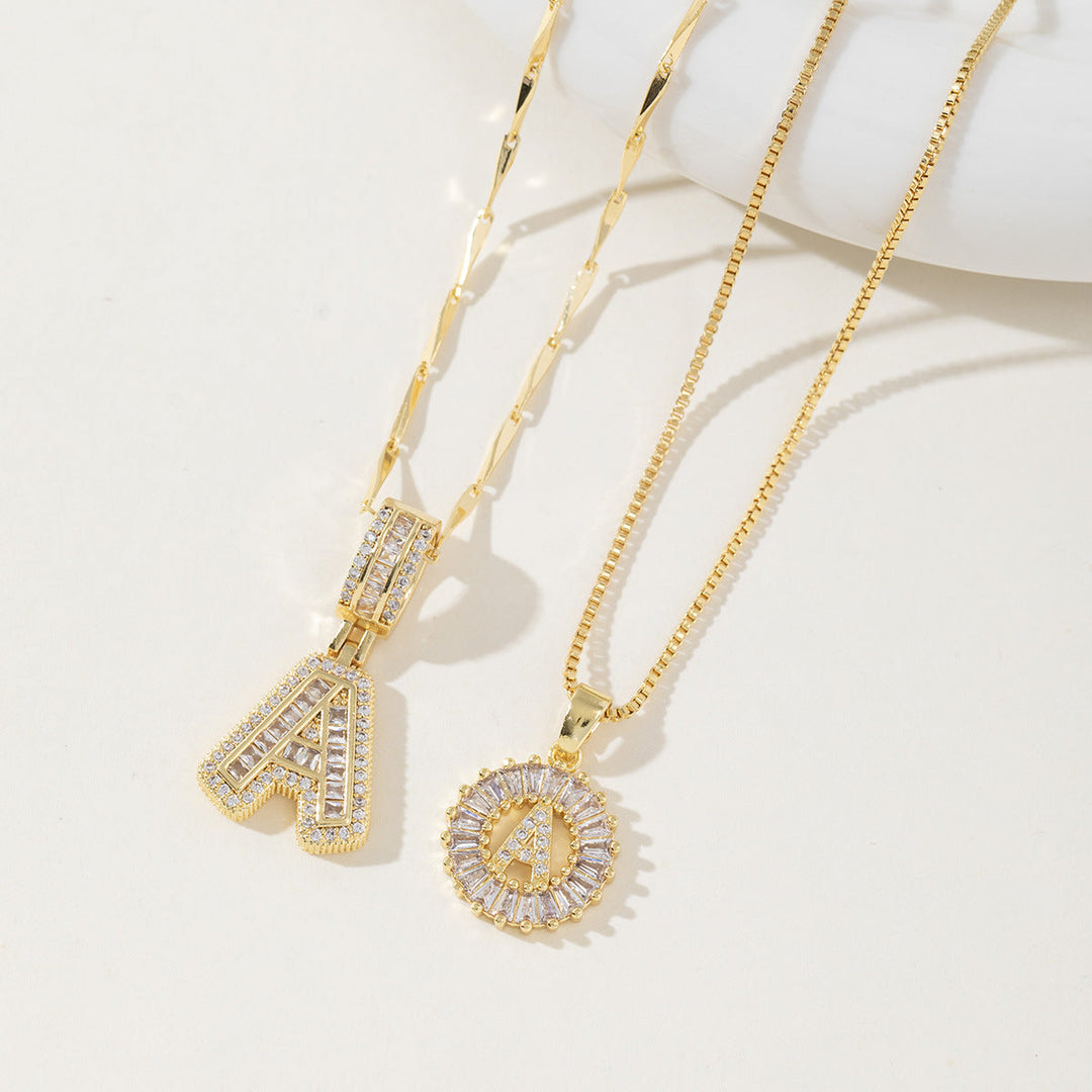 AISHA™ - Elegant 2-Pack Initial Letter Pendant Necklaces - Maison Léa &amp; Lou