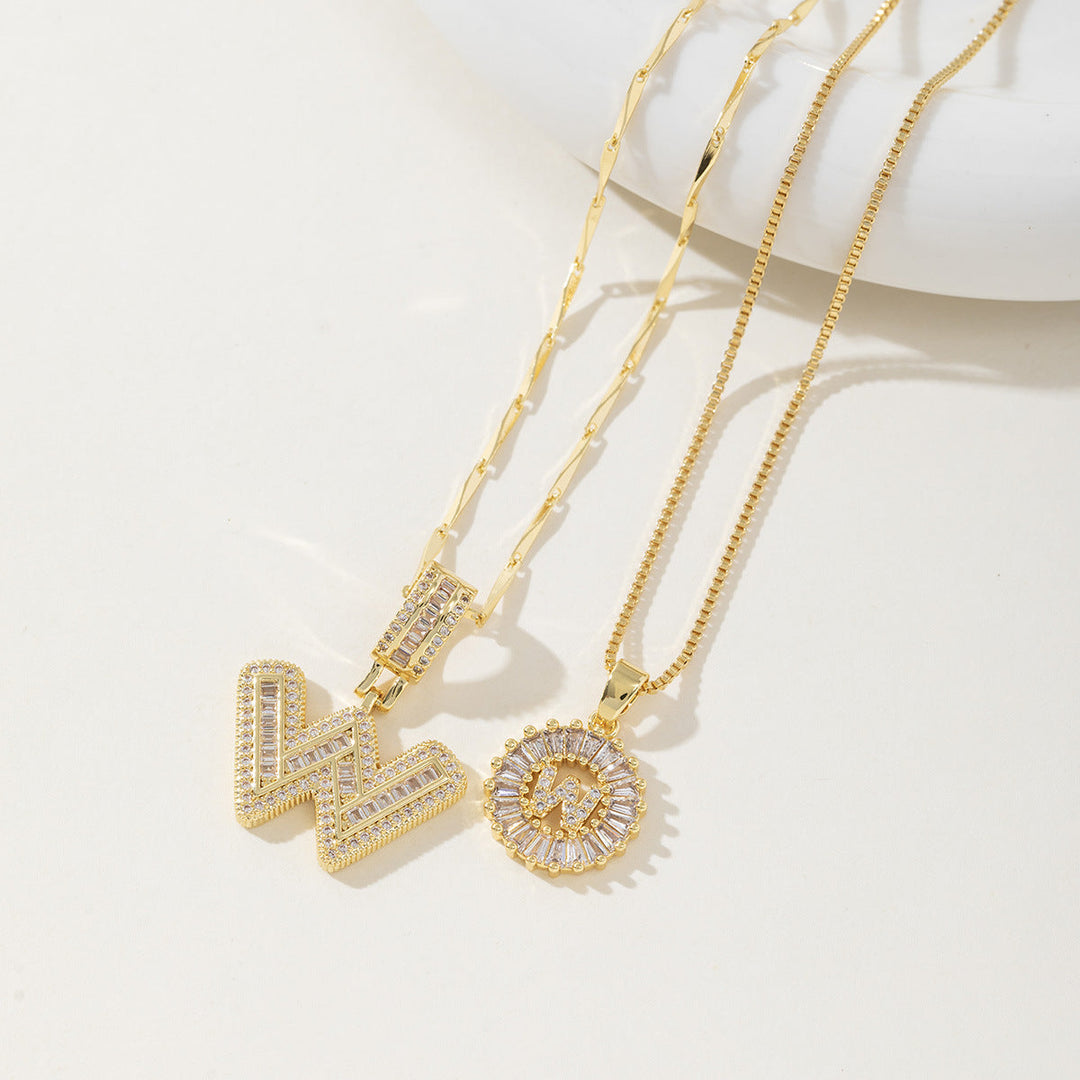 AISHA™ - Elegant 2-Pack Initial Letter Pendant Necklaces - Maison Léa &amp; Lou