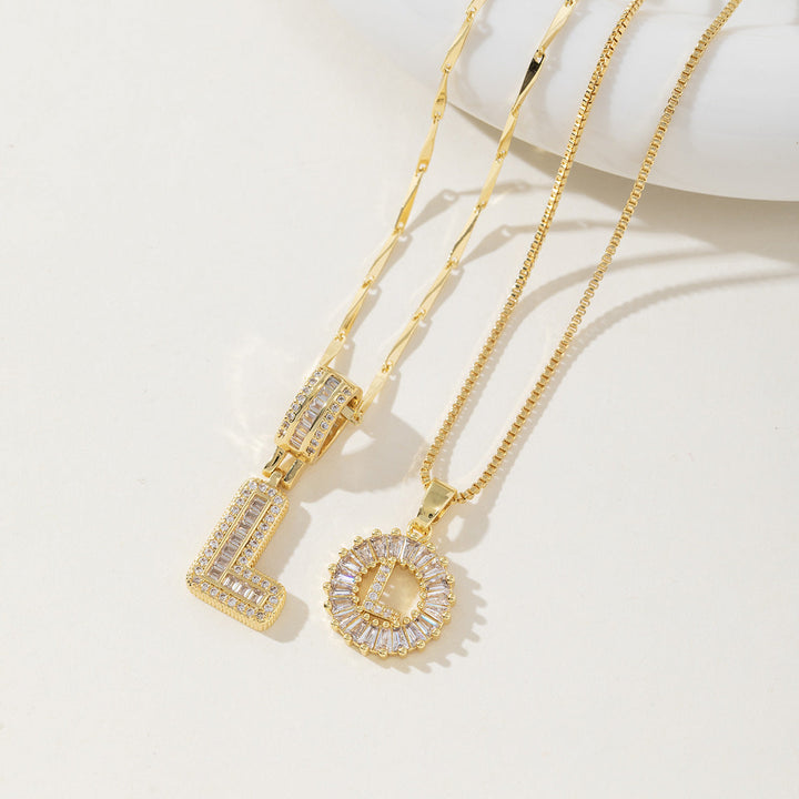 AISHA™ - Elegant 2-Pack Initial Letter Pendant Necklaces - Maison Léa &amp; Lou