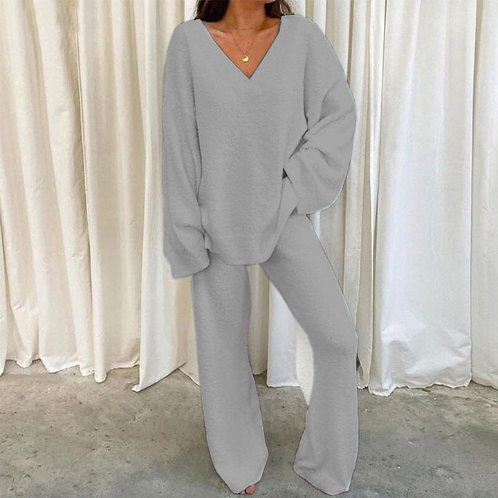 MULANA™ - Chic V-Neck Top and Wide Leg Pants Set - Maison Léa &amp; Lou
