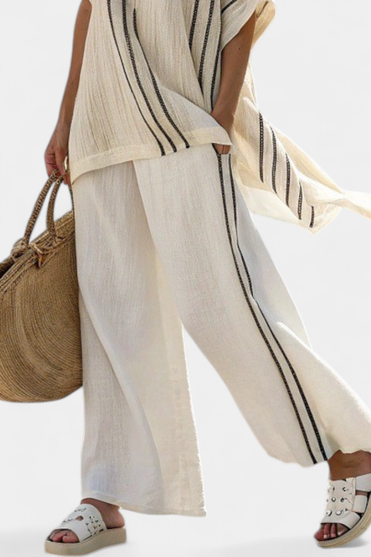 Greysen | Elegant Ivory Linen Blouse &amp; Black Striped Pants - Maison Léa &amp; Lou