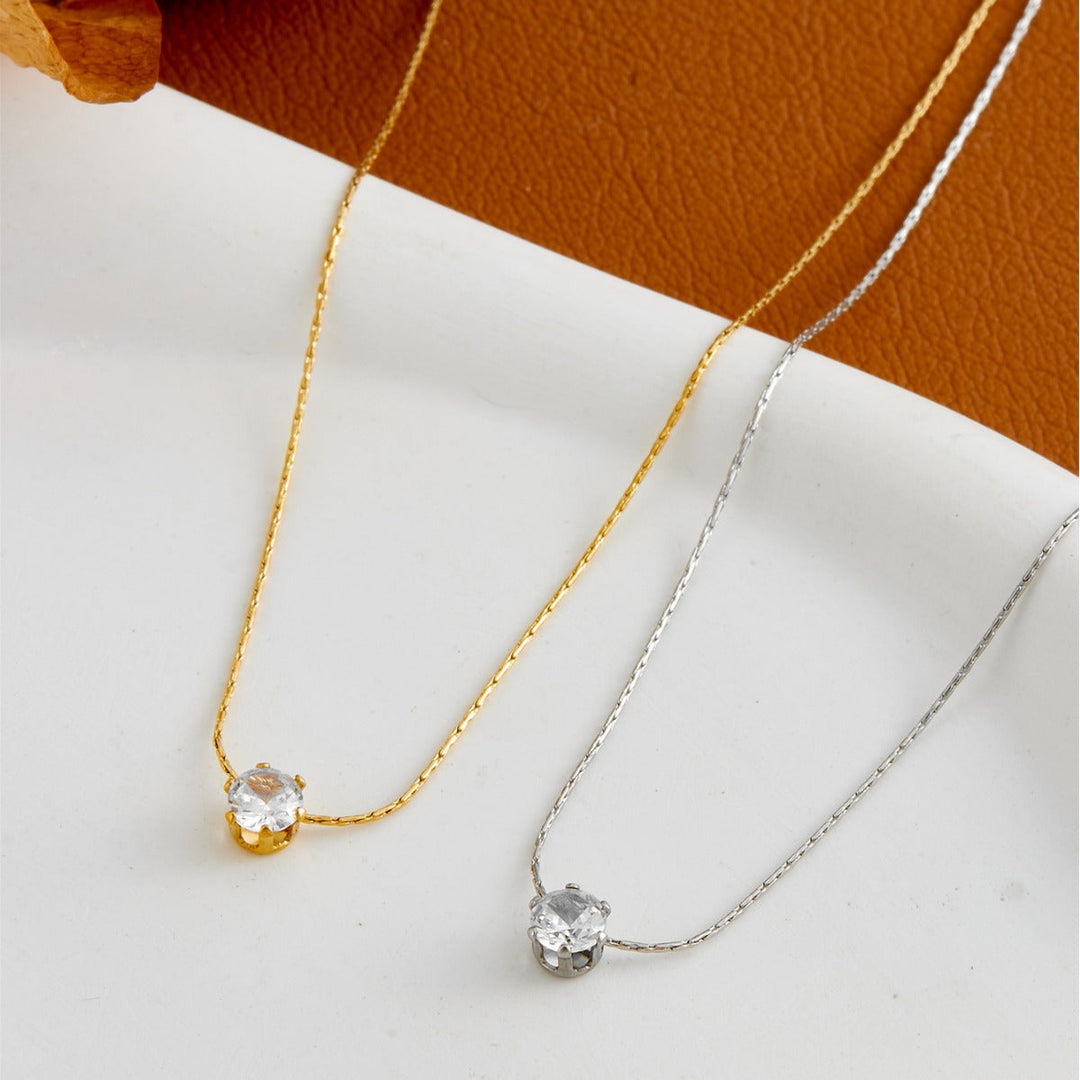 JOANNE™ – Minimalist Classic Charm Necklace - Maison Léa &amp; Lou