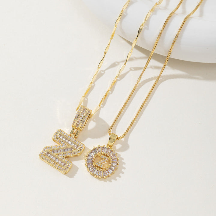 AISHA™ - Elegant 2-Pack Initial Letter Pendant Necklaces - Maison Léa &amp; Lou
