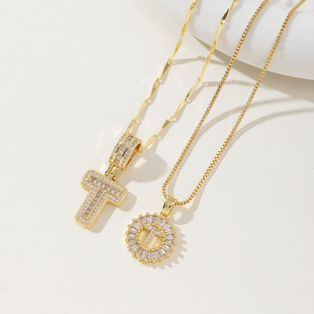 AISHA™ - Elegant 2-Pack Initial Letter Pendant Necklaces - Maison Léa &amp; Lou