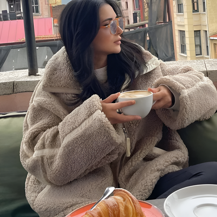 DORA™ | Soft Teddy Jacket - Maison Léa &amp; Lou