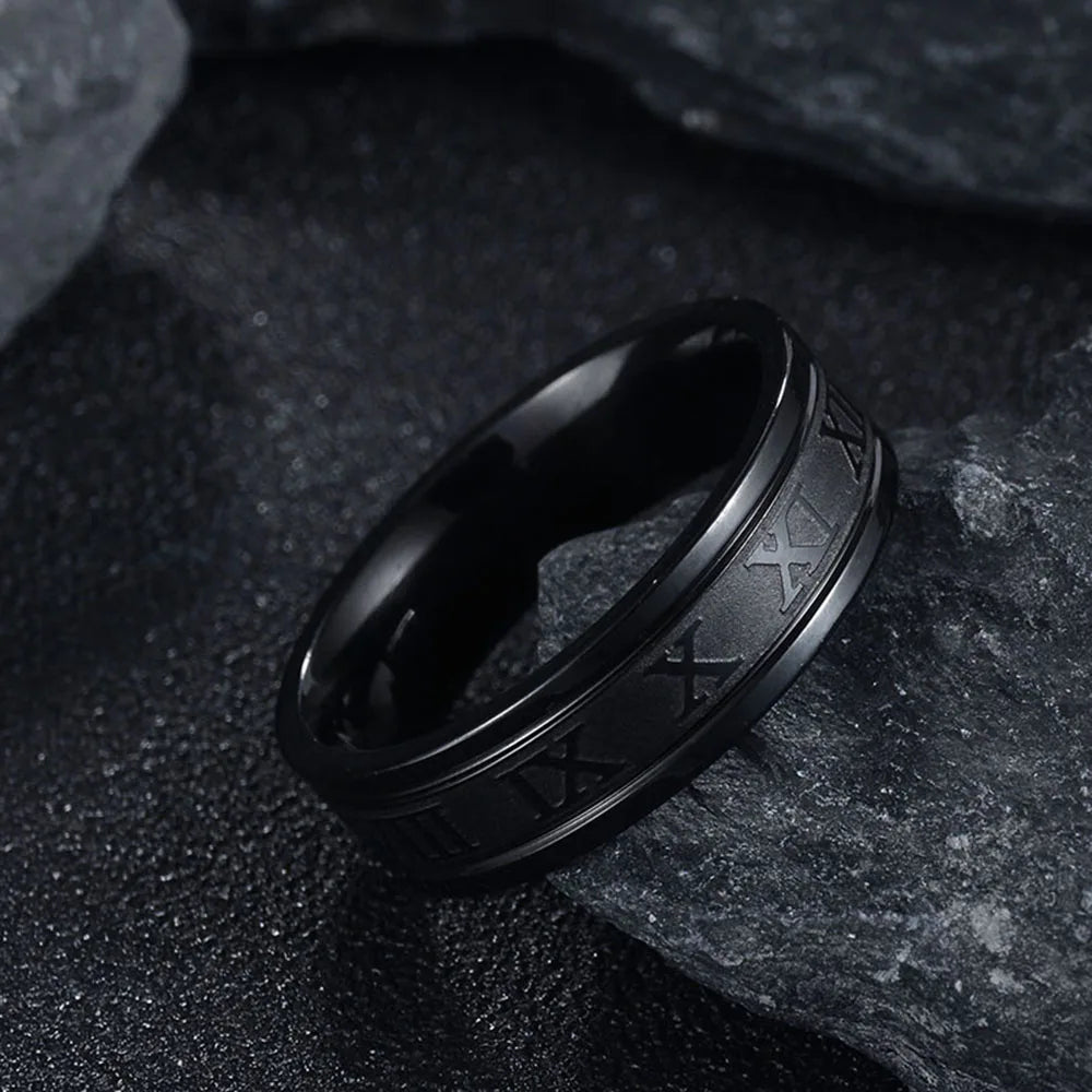 NOELLE™ – Modern Roman Numeral Ring - Maison Léa & Lou