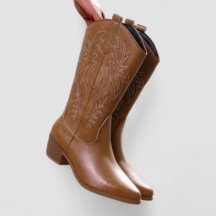 Claire - Orthopedic Western Boots - Maison Léa &amp; Lou