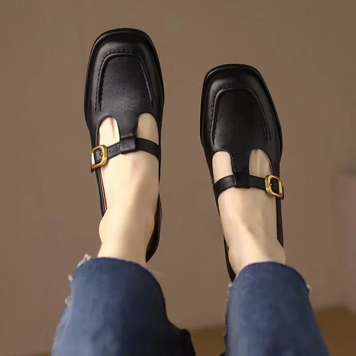 Ysolenne™ | T-Strap - Maison Léa &amp; Lou