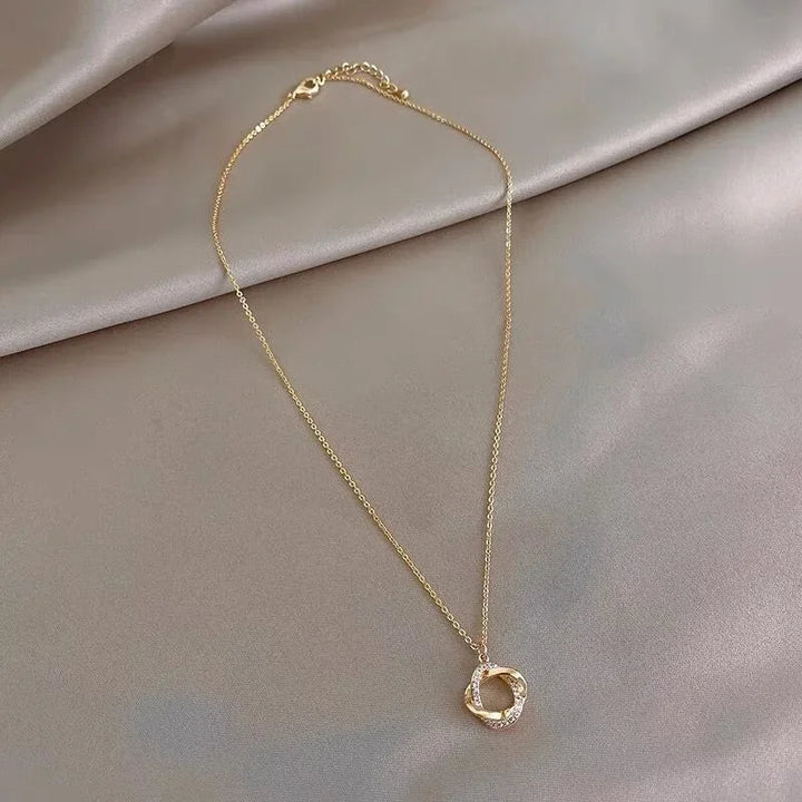 JEAN™ – Timeless Minimalist Necklace - Maison Léa &amp; Lou