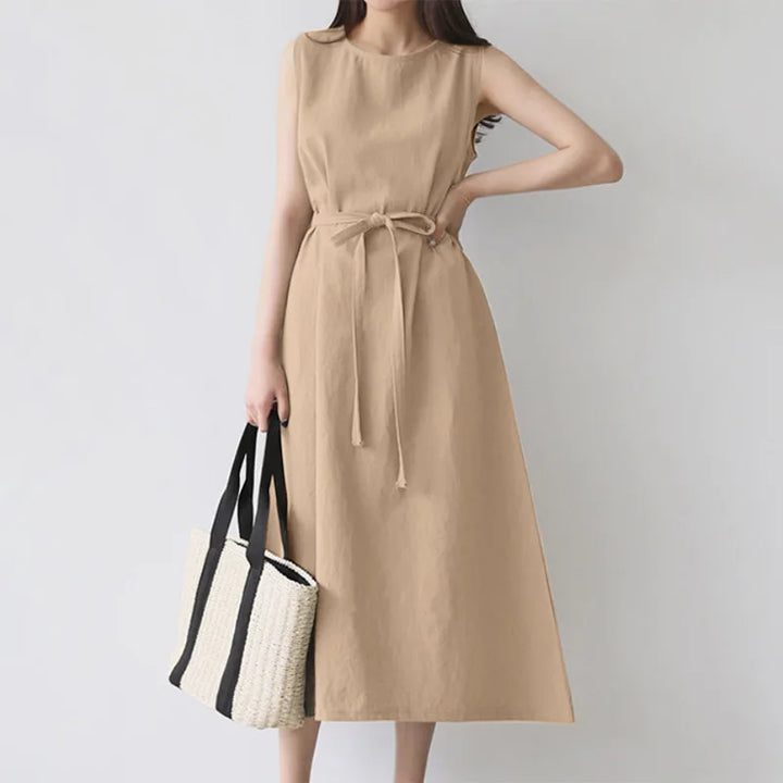 Ulla™ | Elegant Kjole Med Taljeaccent - Maison Léa &amp; Lou