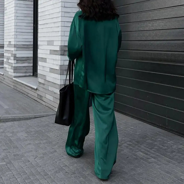 Tove™ | Stilfuldt Sæt i Silke-look - Maison Léa &amp; Lou
