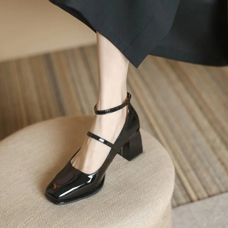 Emily™ | Elegant Ankle-Strap Pumps - Maison Léa &amp; Lou
