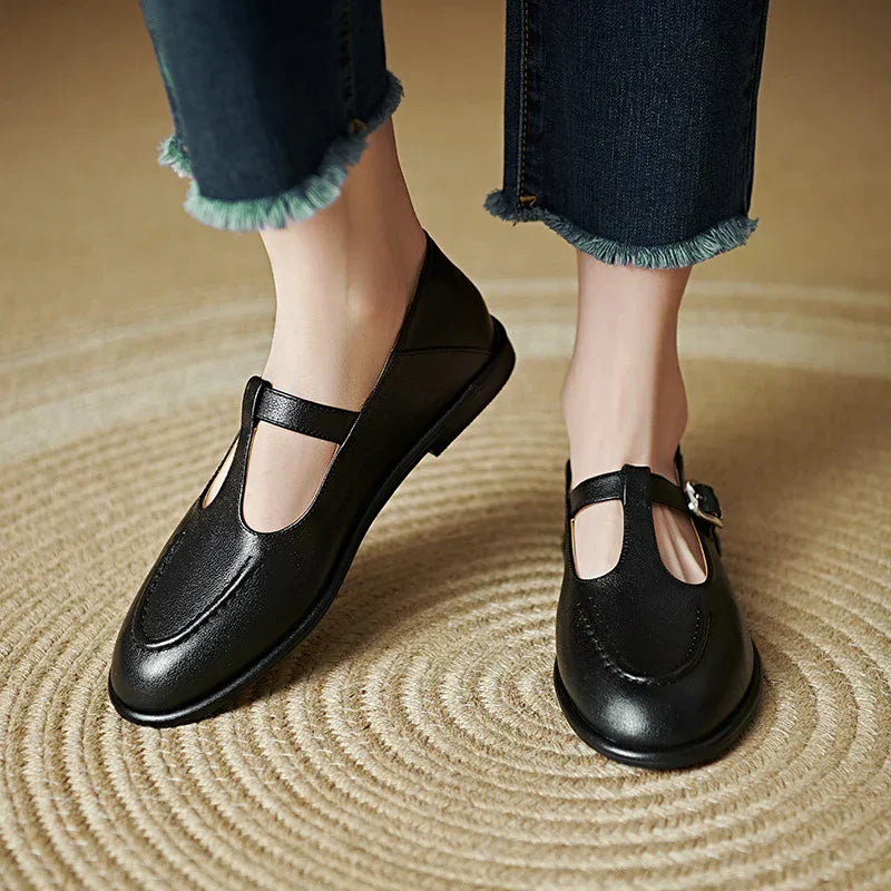 Selvana™ | Low Heeled Shoes - Maison Léa & Lou