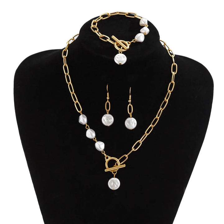 Set di Collana, Bracciale e Orecchini in Perle Paperclip Eleganti