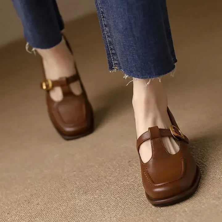 Ysolenne™ | T-Strap - Maison Léa &amp; Lou