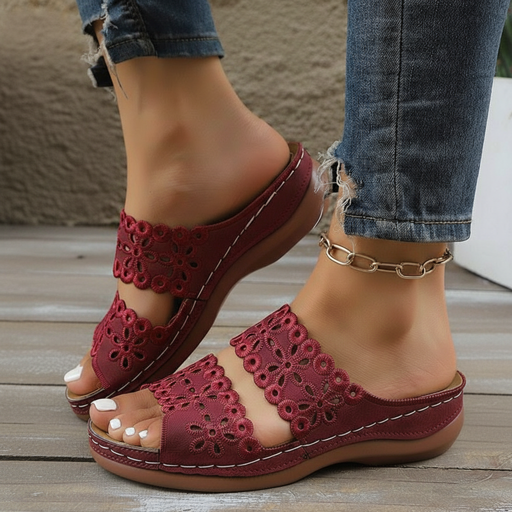 Loretta | Floral Cutout Wedge Sandals - Maison Léa &amp; Lou