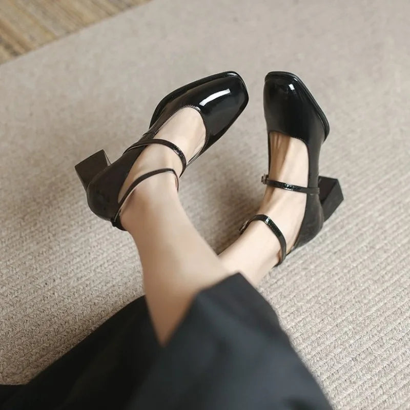 Emily™ | Elegant Ankle-Strap Pumps - Maison Léa & Lou
