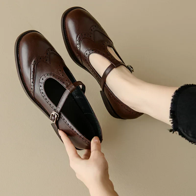 Elegant™ | T-Strap Mary Janes - Maison Léa & Lou